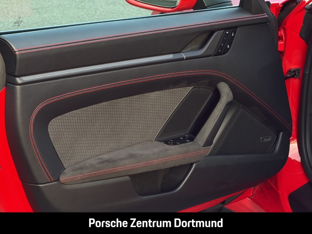 Porsche 992 911 Carrera 4 GTS BOSE Sportabgas HA-Lenkung