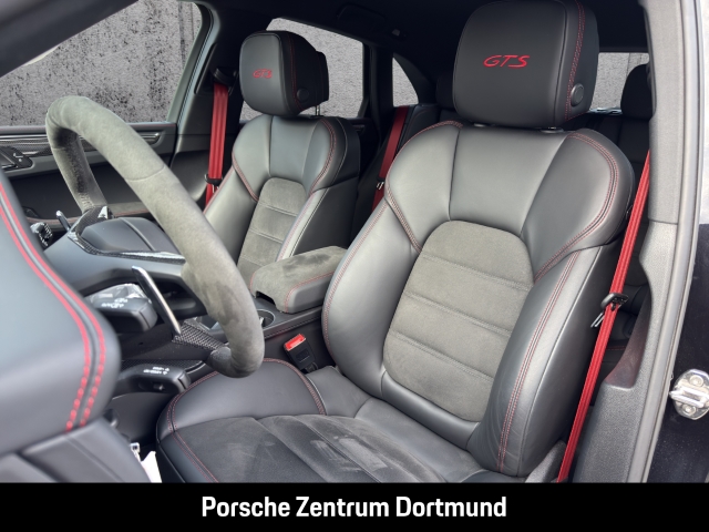 Porsche Macan GTS Sportabgas Luftfederung Surround-View
