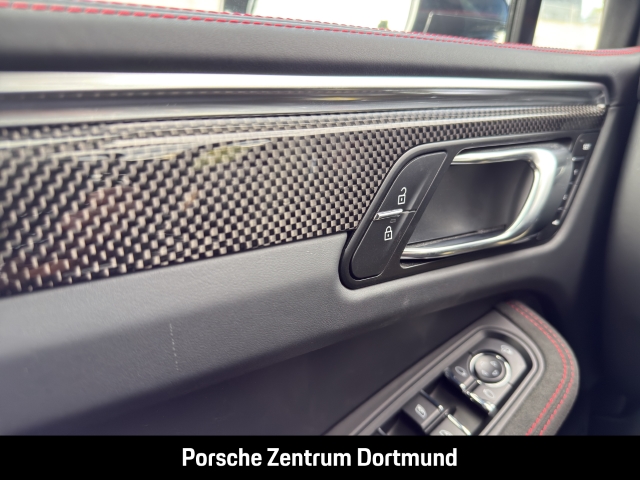 Porsche Macan GTS Sportabgas Luftfederung Surround-View