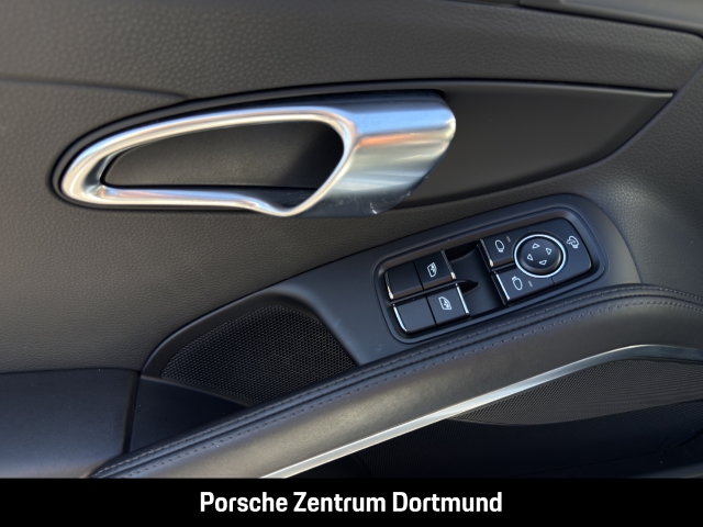 Porsche Boxster 718 Sportabgas Abstandstempomat 20-Zoll