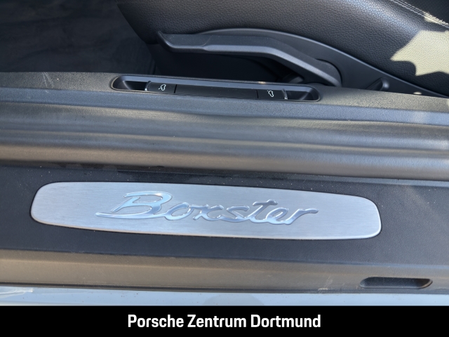 Porsche Boxster 718 Sportabgas Abstandstempomat 20-Zoll