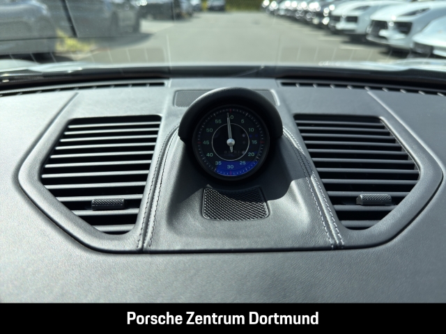 Porsche 992 911 Carrera 4S Cabriolet Hinterachslenkung