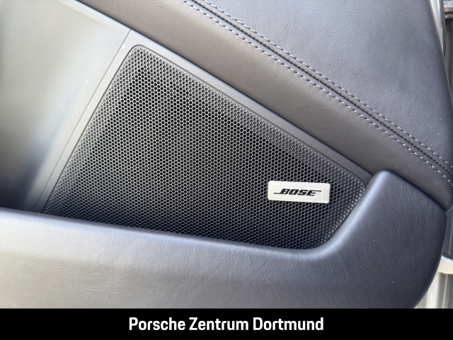 Porsche 992 911 Carrera 4S Cabriolet Hinterachslenkung