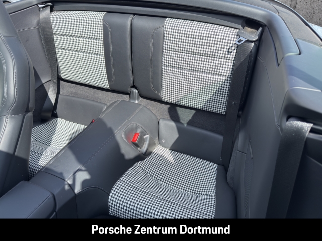 Porsche 992 911 Carrera 4S Cabriolet Hinterachslenkung