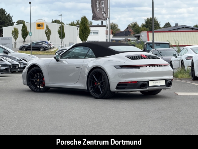 Porsche 992 911 Carrera 4S Cabriolet Sportabgas BOSE LED