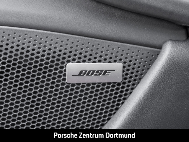 Porsche Taycan Sport Turismo BOSE Panorama LED-Matrix