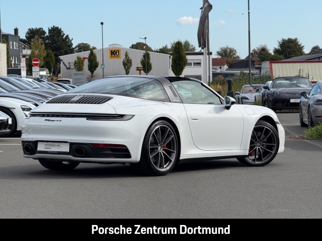Porsche 992 911 Targa 4S Sportabgasanlage BOSE 21-Zoll