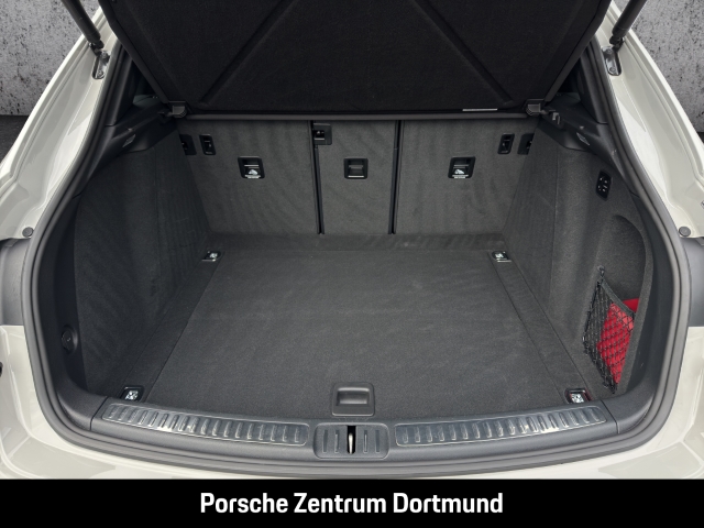 Porsche Macan GTS BOSE Luftfederung Rückfahrkamera LED