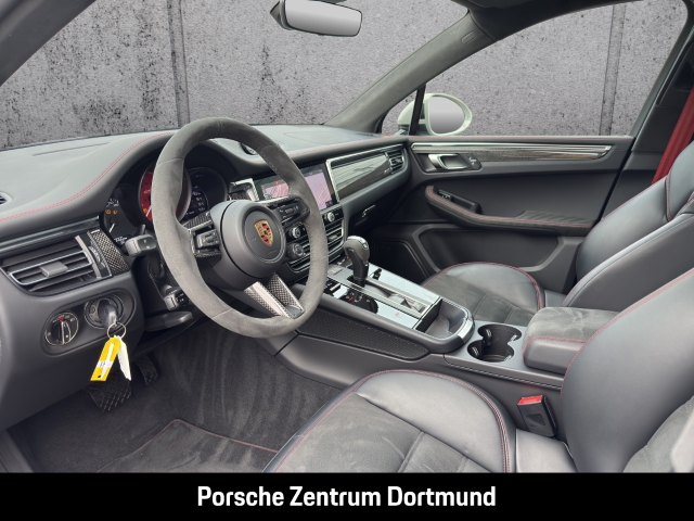 Porsche Macan GTS BOSE Luftfederung Rückfahrkamera LED