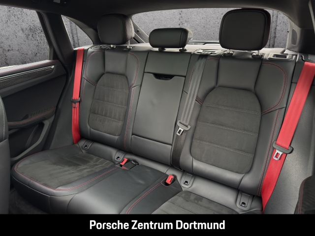 Porsche Macan GTS BOSE Luftfederung Rückfahrkamera LED