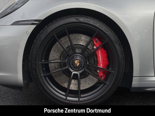 Porsche 992 911 Targa 4 GTS Burmester Nachtsicht LED