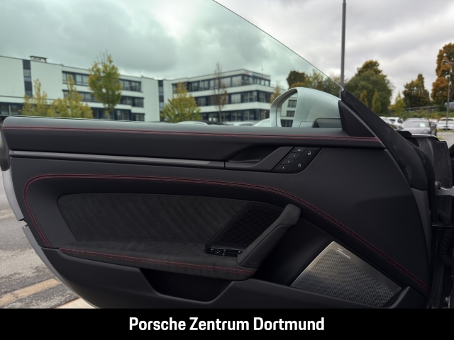 Porsche 992 911 Targa 4 GTS Burmester Nachtsicht LED