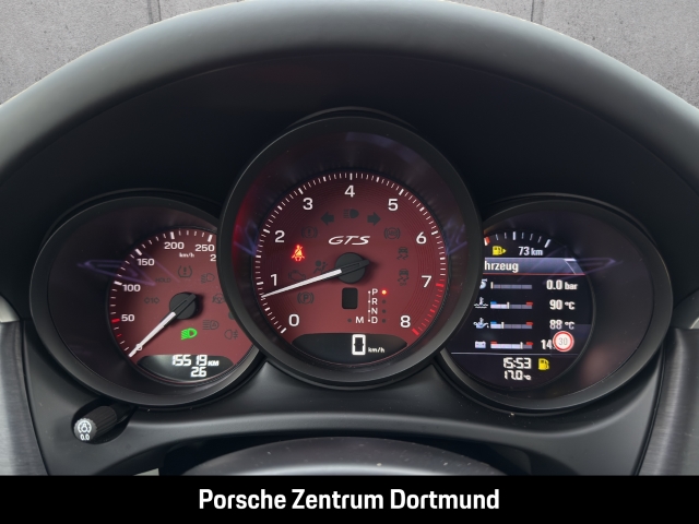 Porsche Macan GTS Abstandstempomat Sportabgas Panorama