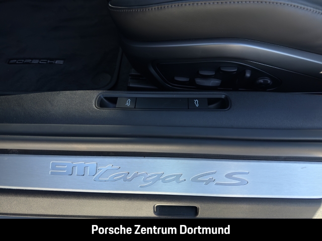 Porsche 992 911 Targa 4S InnoDrive Sportabgasanlage BOSE