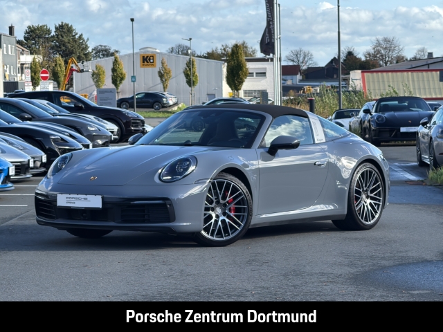 Porsche 992 911 Targa 4S InnoDrive Sportabgasanlage BOSE