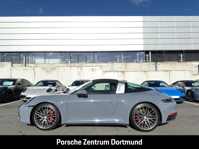 Porsche 992 911 Targa 4S InnoDrive Sportabgasanlage BOSE