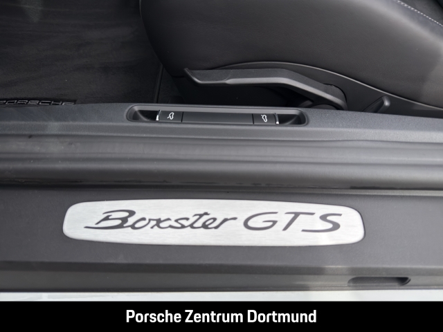 Porsche Boxster 718 GTS 4.0 BOSE Rückfahrkamera LED