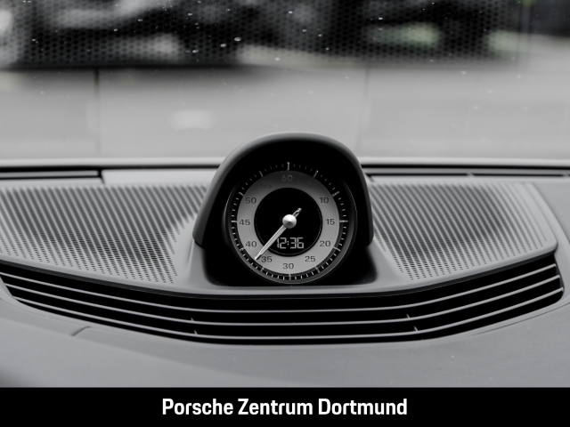 Porsche Taycan Sport Turismo BOSE Panorama LED-Matrix