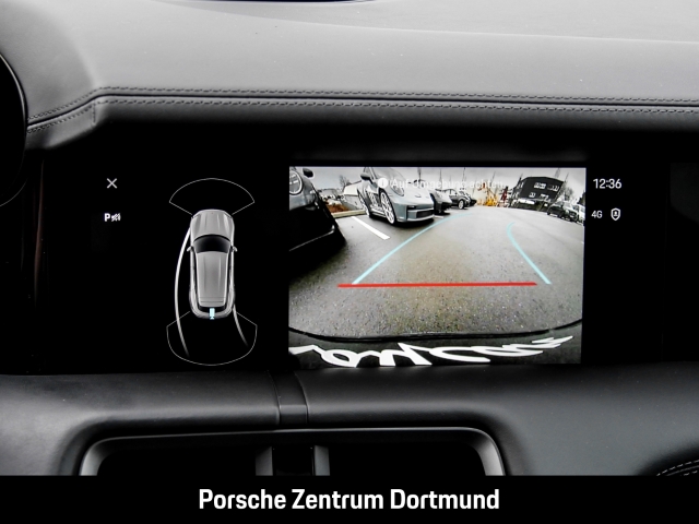 Porsche Taycan Sport Turismo BOSE Panorama LED-Matrix
