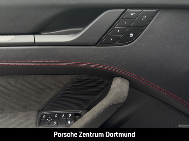 Porsche 992 911 Carrera GTS Cabriolet HA-Lenkung BOSE