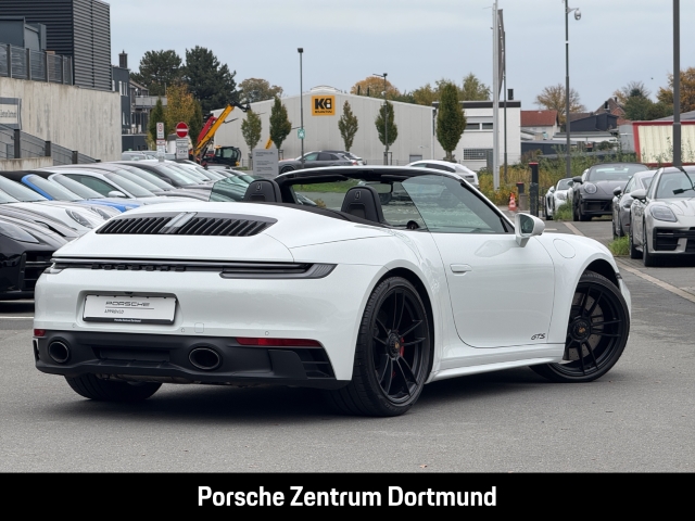 Porsche 992 911 Carrera GTS Cabriolet HA-Lenkung BOSE