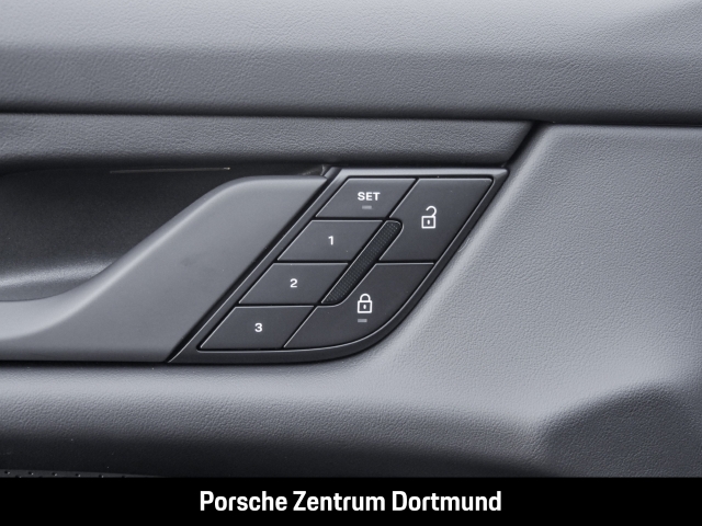 Porsche Taycan 4S Sport Turismo InnoDrive HA-Lenkung