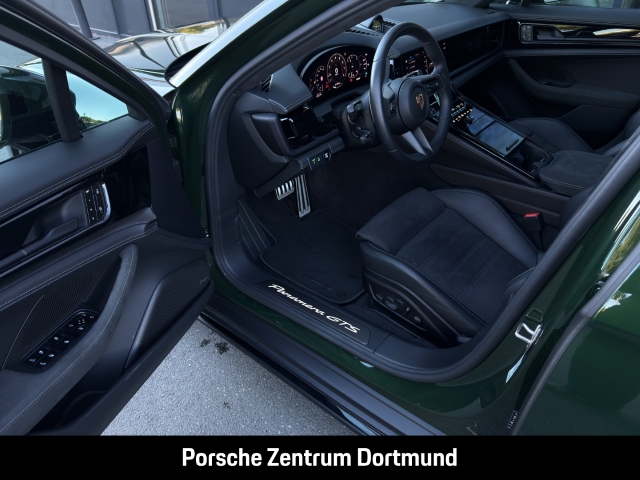 Porsche  Panamera GTS HA-Lenkung InnoDrive Head-Up LED