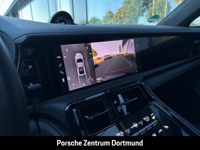 Porsche  Panamera GTS HA-Lenkung InnoDrive Head-Up LED