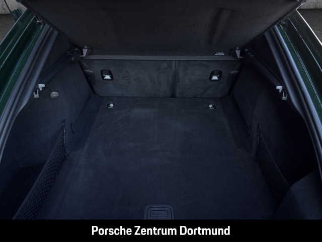Porsche  Panamera GTS HA-Lenkung InnoDrive Head-Up LED