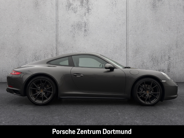Porsche 991 911 Carrera 4 BOSE 20-Zoll Sitzheizung PDLS