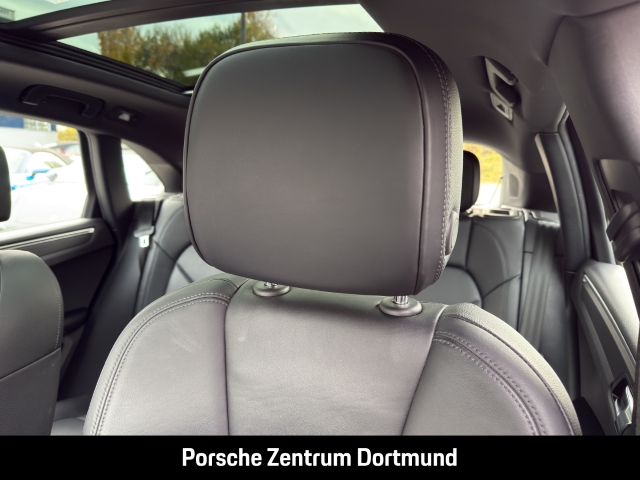 Porsche Macan Luftfederung Rückfahrkamera Panoramadach