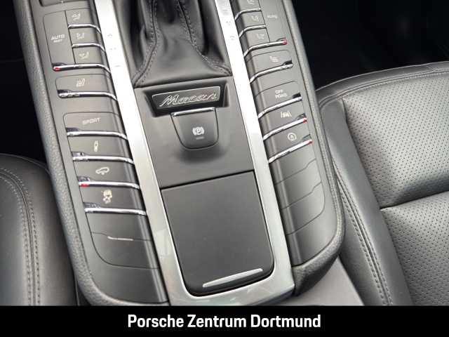 Porsche Macan Luftfederung Rückfahrkamera Panoramadach