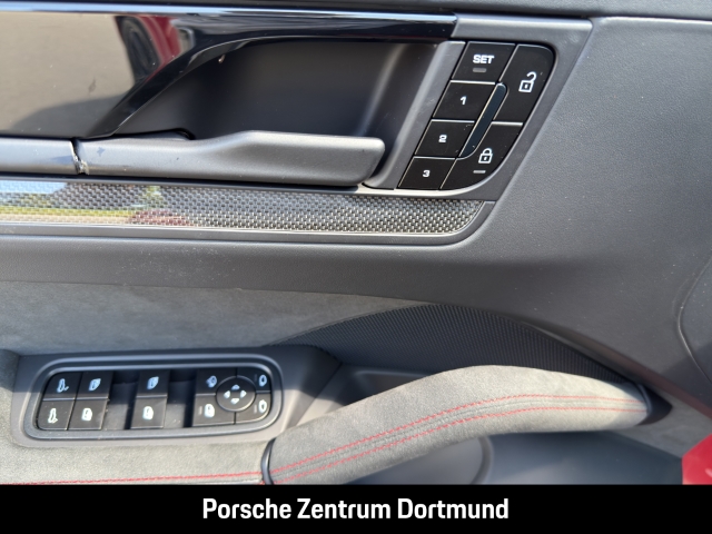 Porsche Cayenne GTS Coupe BOSE HA-Lenkung Standheizung