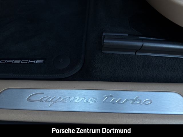 Porsche Cayenne Turbo HA-Lenkung Head-Up LED-Matrix