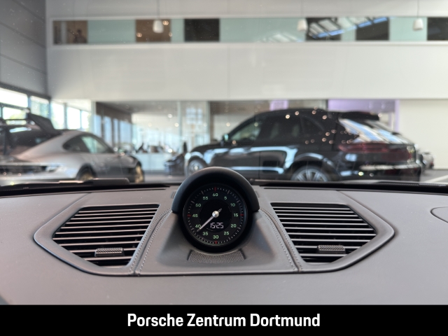 Porsche 992 911 Carrera GTS LED-Matrix HA-Lenkung BOSE