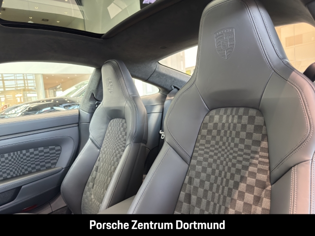 Porsche 992 911 Carrera GTS LED-Matrix HA-Lenkung BOSE