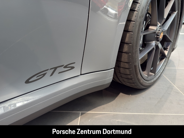 Porsche 992 911 Carrera GTS LED-Matrix HA-Lenkung BOSE