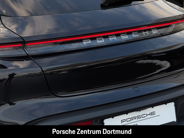 Porsche Taycan 4 Cross Turismo HA-Lenkung InnoDrive BOSE