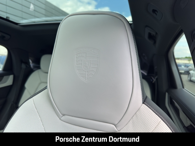 Porsche Cayenne S Coupe BOSE Panoramadach InnoDrive LED