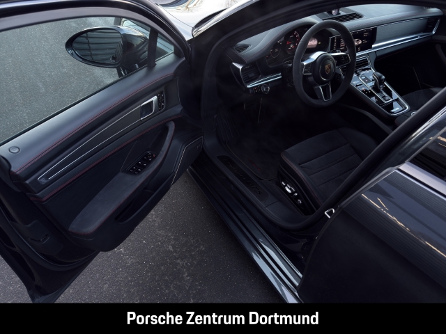Porsche Panamera GTS Sport Turismo HA-Lenkung Nachtsicht