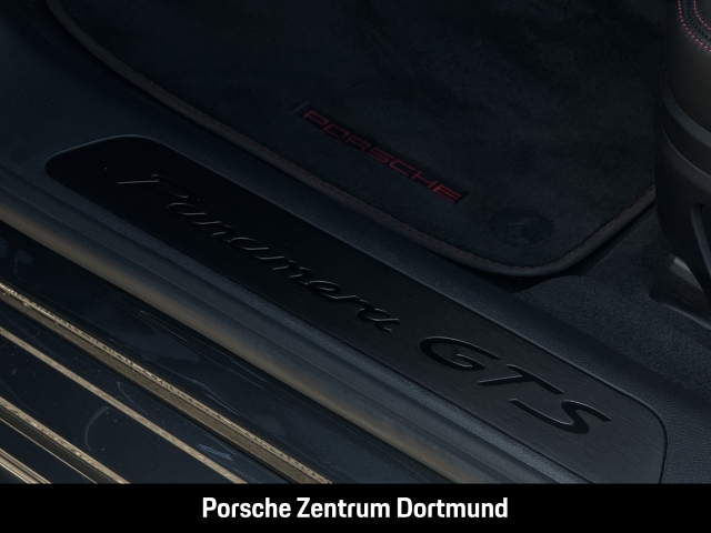 Porsche Panamera GTS Sport Turismo HA-Lenkung Nachtsicht
