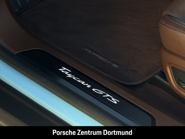 Porsche Taycan GTS Burmester Clubleder HA-Lenkung HeadUp