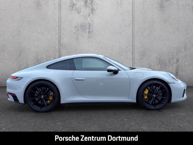 Porsche 992 911 Carrera 4 Liftsystem-VA Nachtsicht