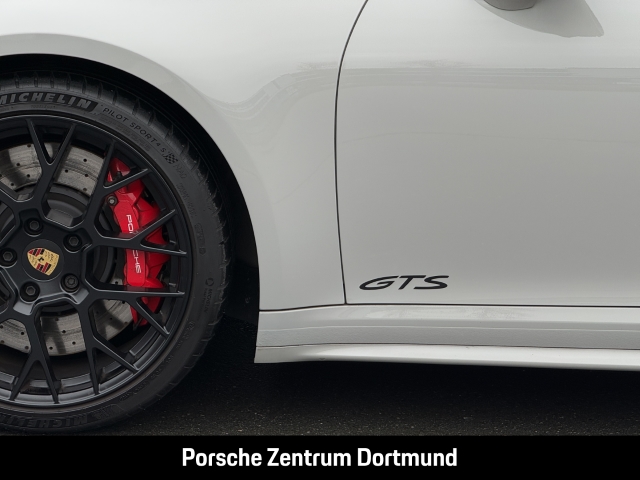 Porsche 992 911 Carrera 4 GTS Cabriolet InnoDrive BOSE
