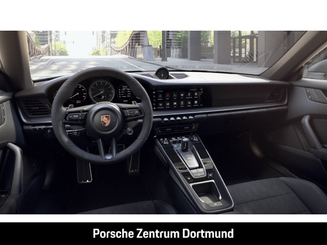 Porsche 992 (911) Carrera 4 GTS Cabriolet