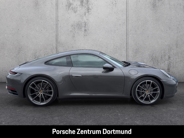 Porsche 992 911 Carrera Sportabgas Surround-View BOSE