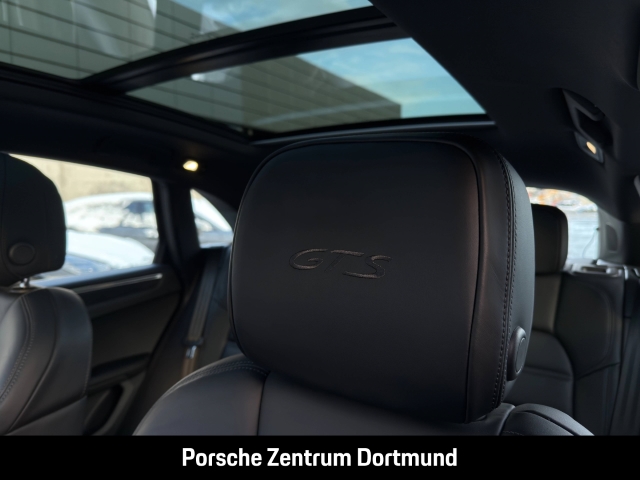 Porsche Macan GTS BOSE Sportabgas Luftfederung Panorama