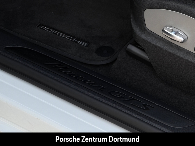 Porsche Macan GTS BOSE Sportabgas Luftfederung Panorama