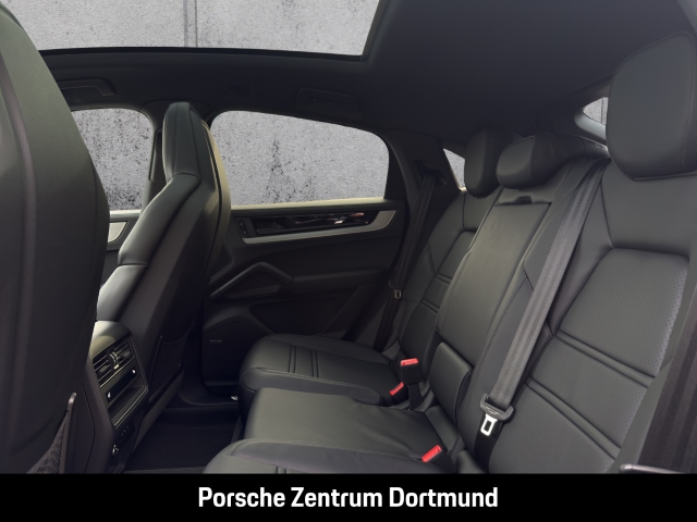 Porsche Cayenne S Coupe InnoDrive Head-Up Soft-Close