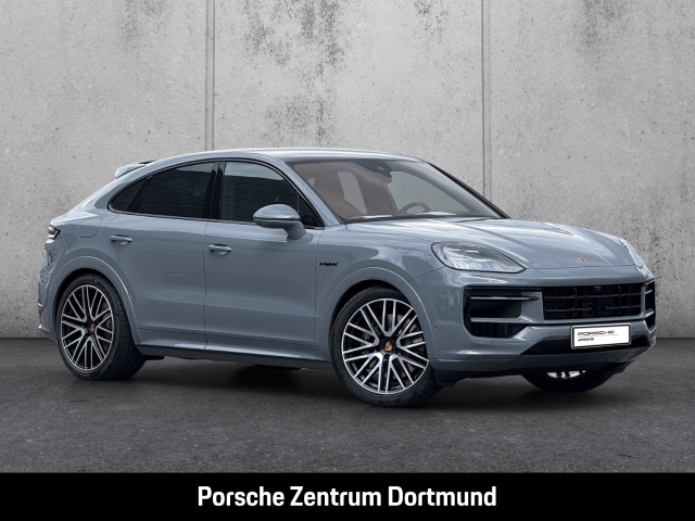 Porsche Cayenne S E-Hybrid Coupe Arktikgrau HA-Lenkung